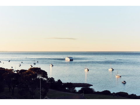 Hotel Sorrento - Tourism Caloundra 22