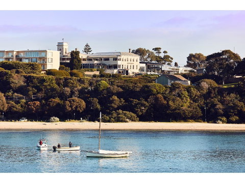 Hotel Sorrento - Tourism Caloundra 19