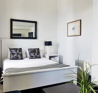 The Royal Hotel Mornington - Tourism Caloundra