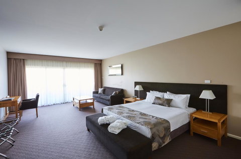 Mornington Hotel - Tourism Caloundra 19