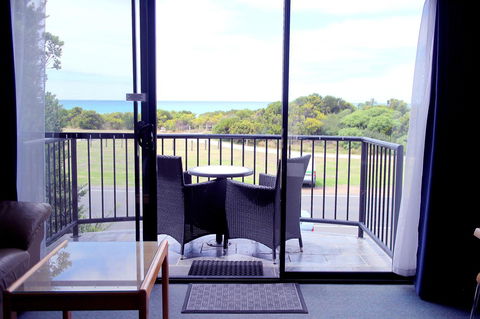 Apollo Bay Waterfront Motor Inn - Tourism Caloundra 27