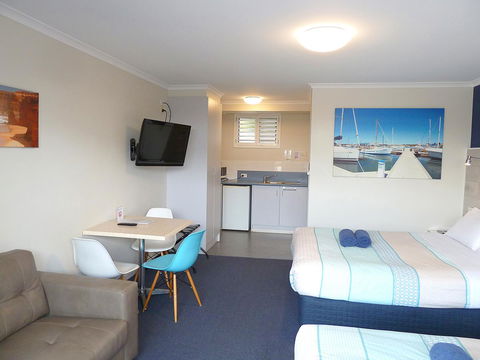 Apollo Bay Waterfront Motor Inn - Tourism Caloundra 18