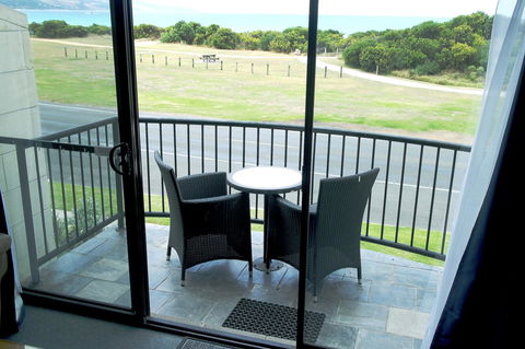 Apollo Bay Waterfront Motor Inn - Tourism Caloundra 28
