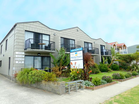 Apollo Bay Waterfront Motor Inn - Tourism Caloundra 1