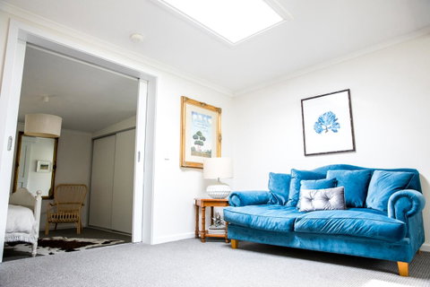 The Cottage - Tourism Caloundra 1