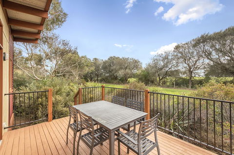 Ramada Resort By Wyndham Phillip Island - Tourism Caloundra 9