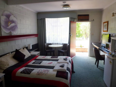 The Grampians Motel - Tourism Caloundra 41
