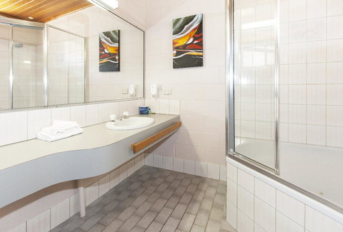 The Grampians Motel - Tourism Caloundra 16