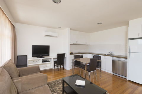Port Campbell Parkview Motel & Apartments - Tourism Caloundra 4