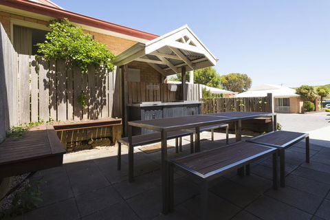 Port Campbell Parkview Motel & Apartments - Tourism Caloundra 38