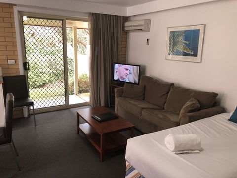 Port Campbell Parkview Motel & Apartments - Tourism Caloundra 14