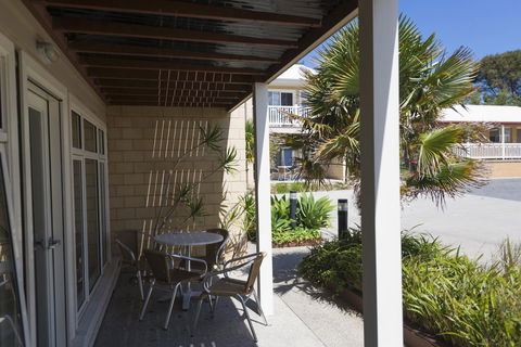 Port Campbell Parkview Motel & Apartments - Tourism Caloundra 32