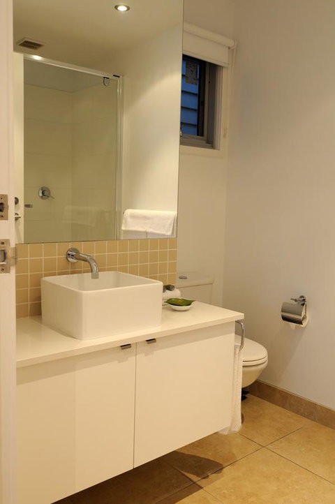 The Victoria Apartments - Tourism Caloundra 4
