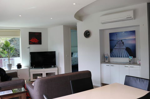 130 At The Waves - Tourism Caloundra 2