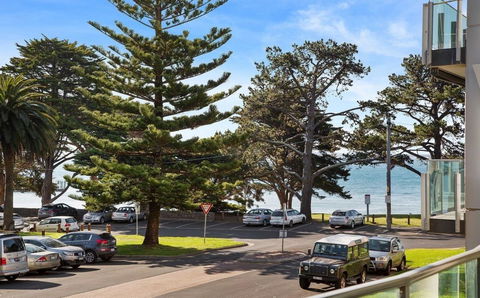 130 At The Waves - Tourism Caloundra 1