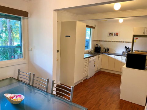 Island Family Holiday Retreat - Tourism Caloundra 5