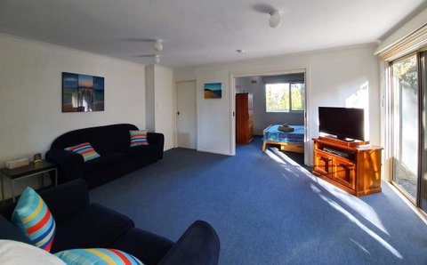 Island Family Holiday Retreat - Tourism Caloundra 8