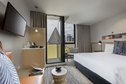 Brady Hotels Central Melbourne - Tourism Caloundra 0