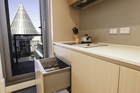 Brady Hotels Central Melbourne - Tourism Caloundra 9