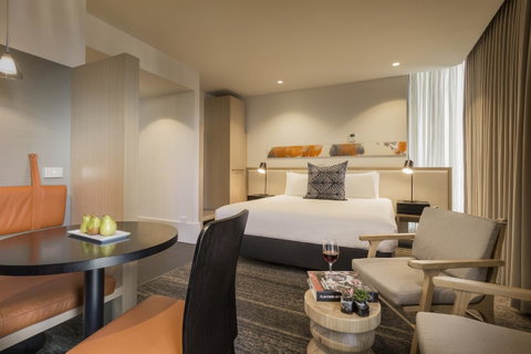 Brady Hotels Central Melbourne - Tourism Caloundra 1