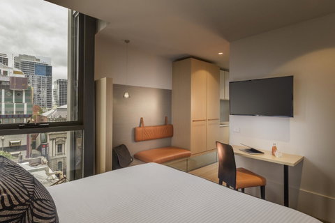 Brady Hotels Central Melbourne - Tourism Caloundra 5