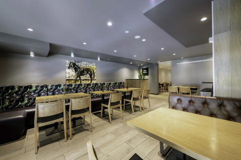Brady Hotels Central Melbourne - Tourism Caloundra 15