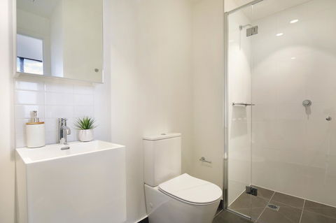 Experience Platinum Hotel Apartments - Tourism Caloundra 27
