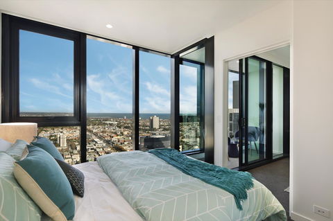 Experience Platinum Hotel Apartments - Tourism Caloundra 23