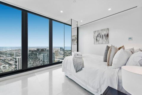 Experience Platinum Hotel Apartments - Tourism Caloundra 13