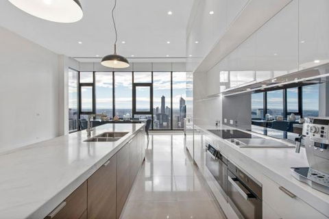Experience Platinum Hotel Apartments - Tourism Caloundra 15