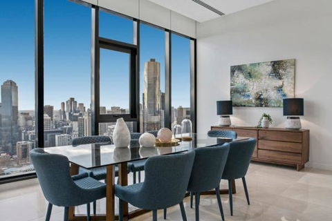 Experience Platinum Hotel Apartments - Tourism Caloundra 8