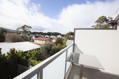 7 Falls Apartments - Tourism Caloundra 6