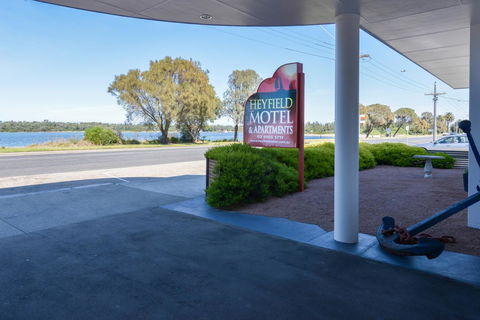Heyfield Motel And Apartments - Tourism Caloundra 9