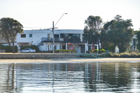 Heyfield Motel And Apartments - Tourism Caloundra 5