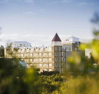 Deep Blue Hotel  Hot Springs - Tourism Caloundra