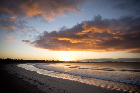 Deep Blue Hotel & Hot Springs - Tourism Caloundra 24
