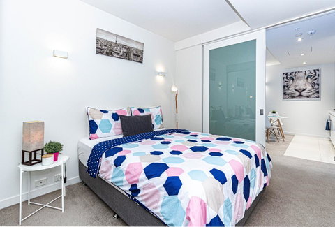 Stay Like Home - Tourism Caloundra 1