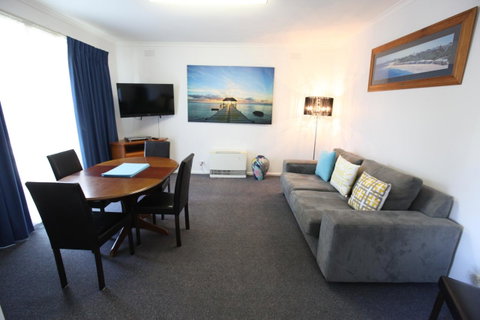 Mornington Motel - Tourism Caloundra 19