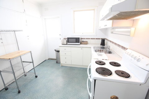 Mornington Motel - Tourism Caloundra 10