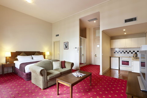 Grand Hotel Melbourne - Tourism Caloundra 16