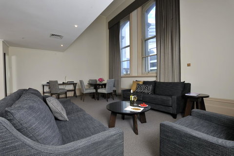 Grand Hotel Melbourne - Tourism Caloundra 35