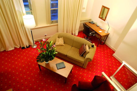 Grand Hotel Melbourne - Tourism Caloundra 12