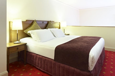 Grand Hotel Melbourne - Tourism Caloundra 28