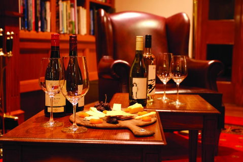 Grand Hotel Melbourne - Tourism Caloundra 31