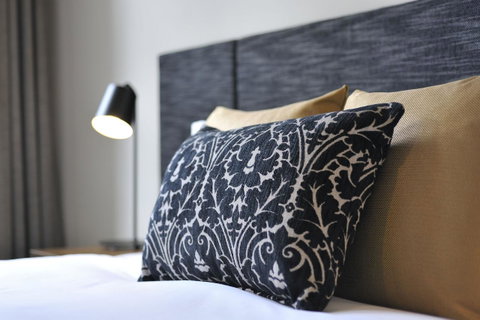 Grand Hotel Melbourne - Tourism Caloundra 22
