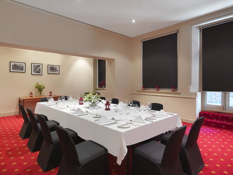 Grand Hotel Melbourne - Tourism Caloundra 33