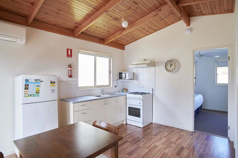 Amaroo Park - Tourism Caloundra 11