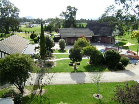Greenvale Holiday Units - Tourism Caloundra 13