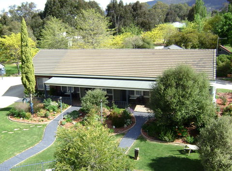 Greenvale Holiday Units - Tourism Caloundra 14