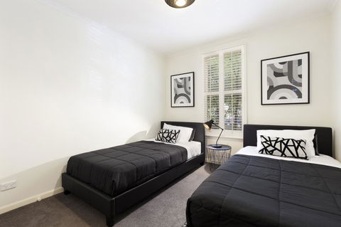 Melbourne Luxury Paradise - Tourism Caloundra 8
